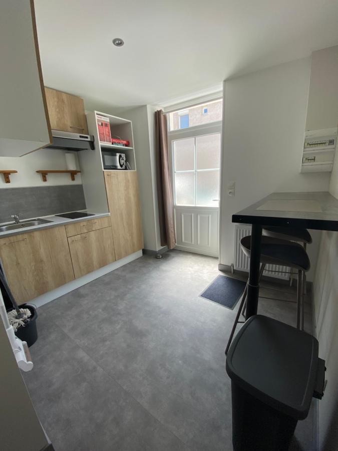 Le Studio - Logement Entier A Deols Lägenhet Exteriör bild