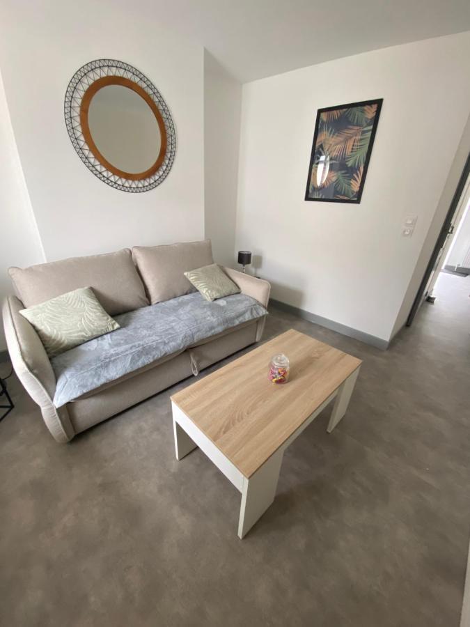 Le Studio - Logement Entier A Deols Lägenhet Exteriör bild